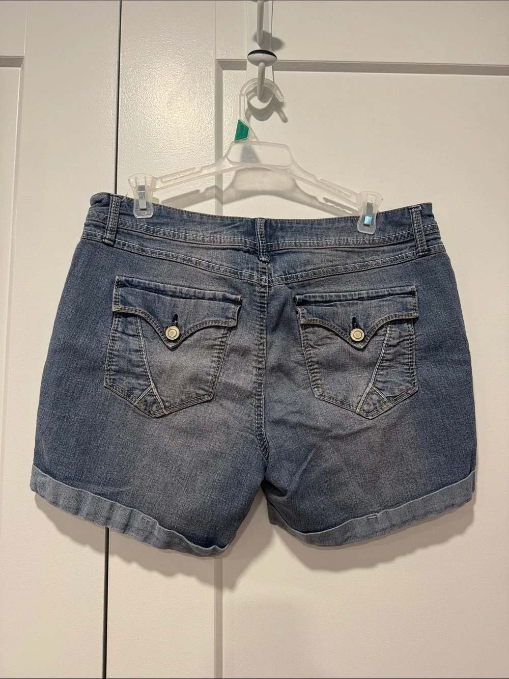 Classic Denim Women’s Shorts - Blue